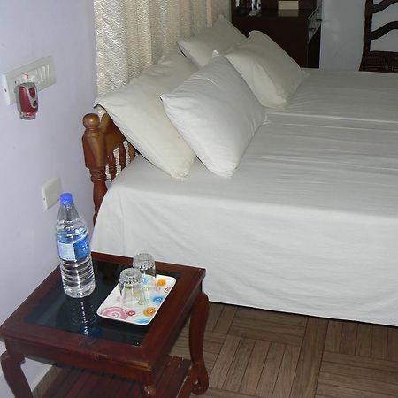 Aroma Home Stay Kochi Exterior foto