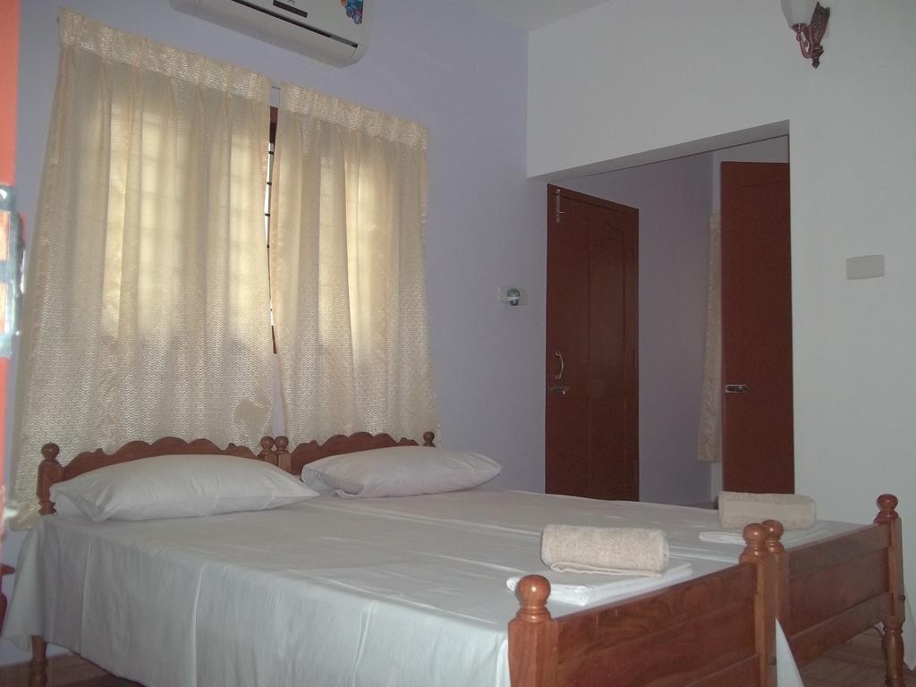 Aroma Home Stay Kochi Exterior foto